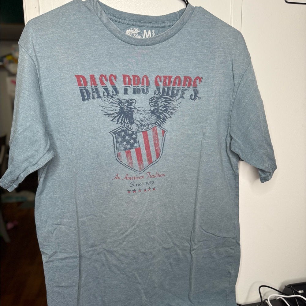Bass Pro Shops Gray Eagle Graphic Tee